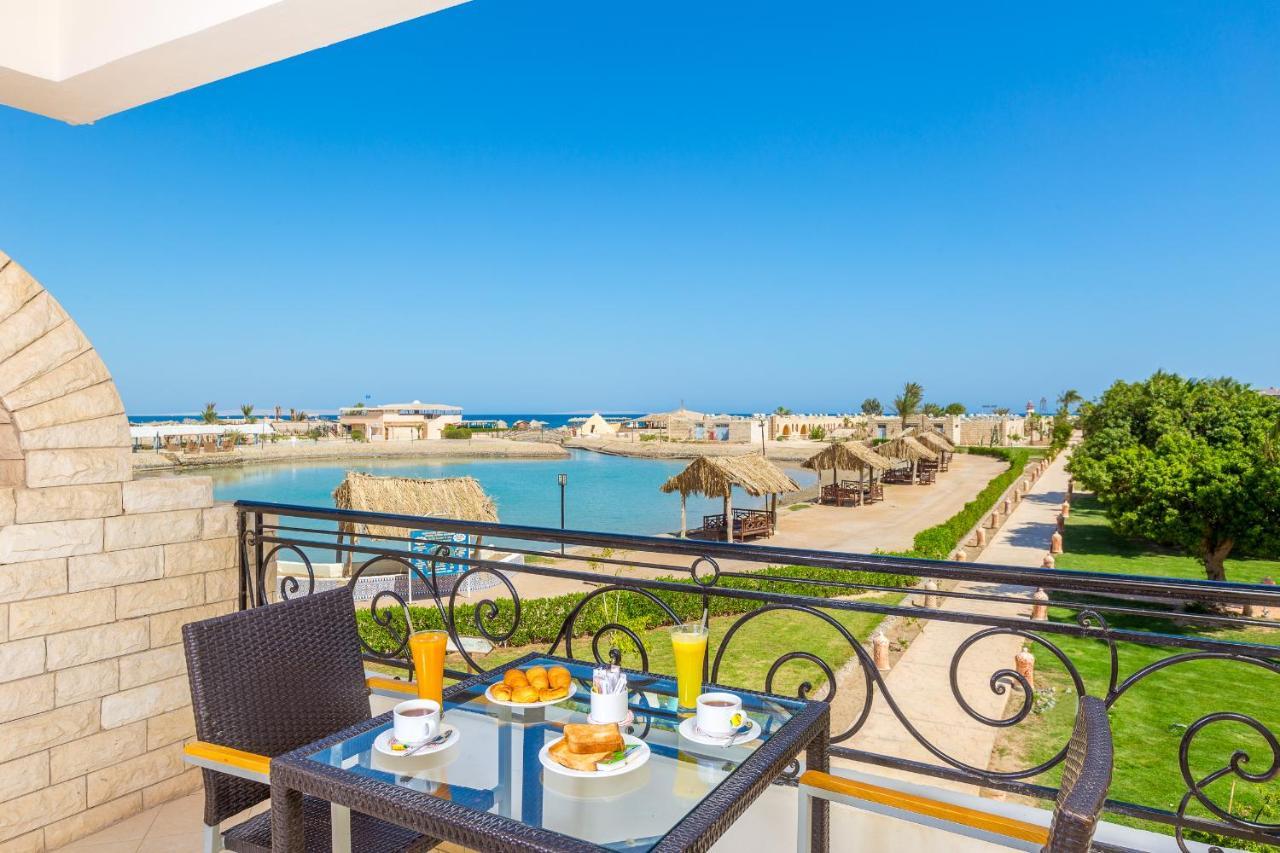 Aladdin Beach Resort Hurghada Exterior foto